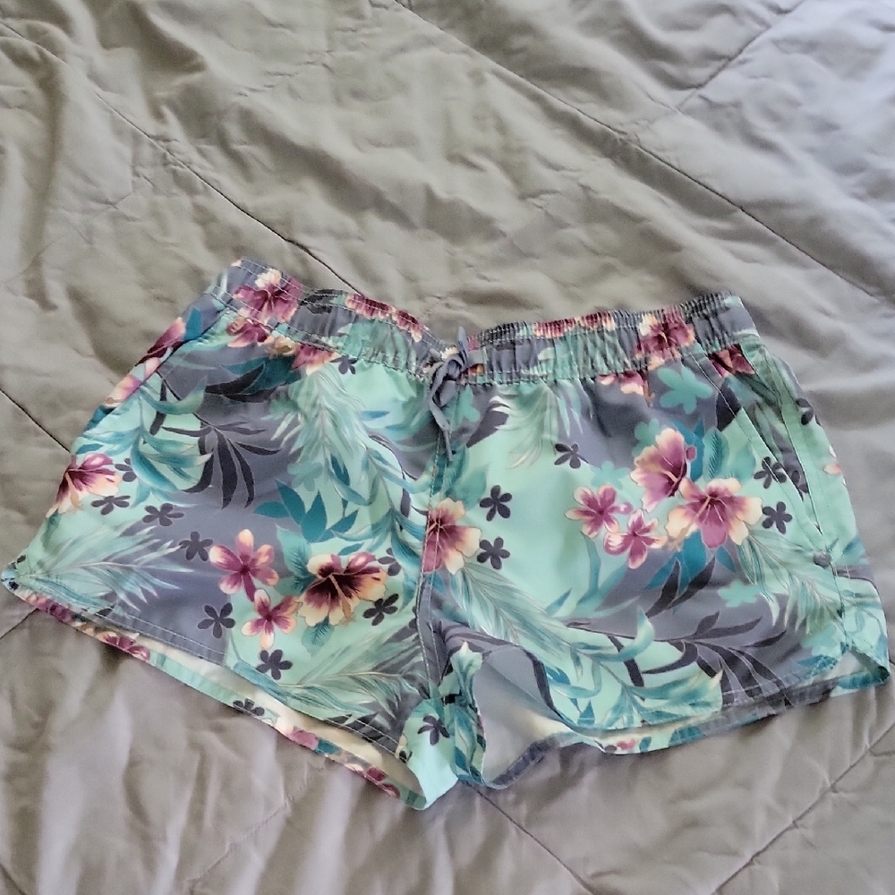 Volcom Hawaiian Floral Print Board Shorts